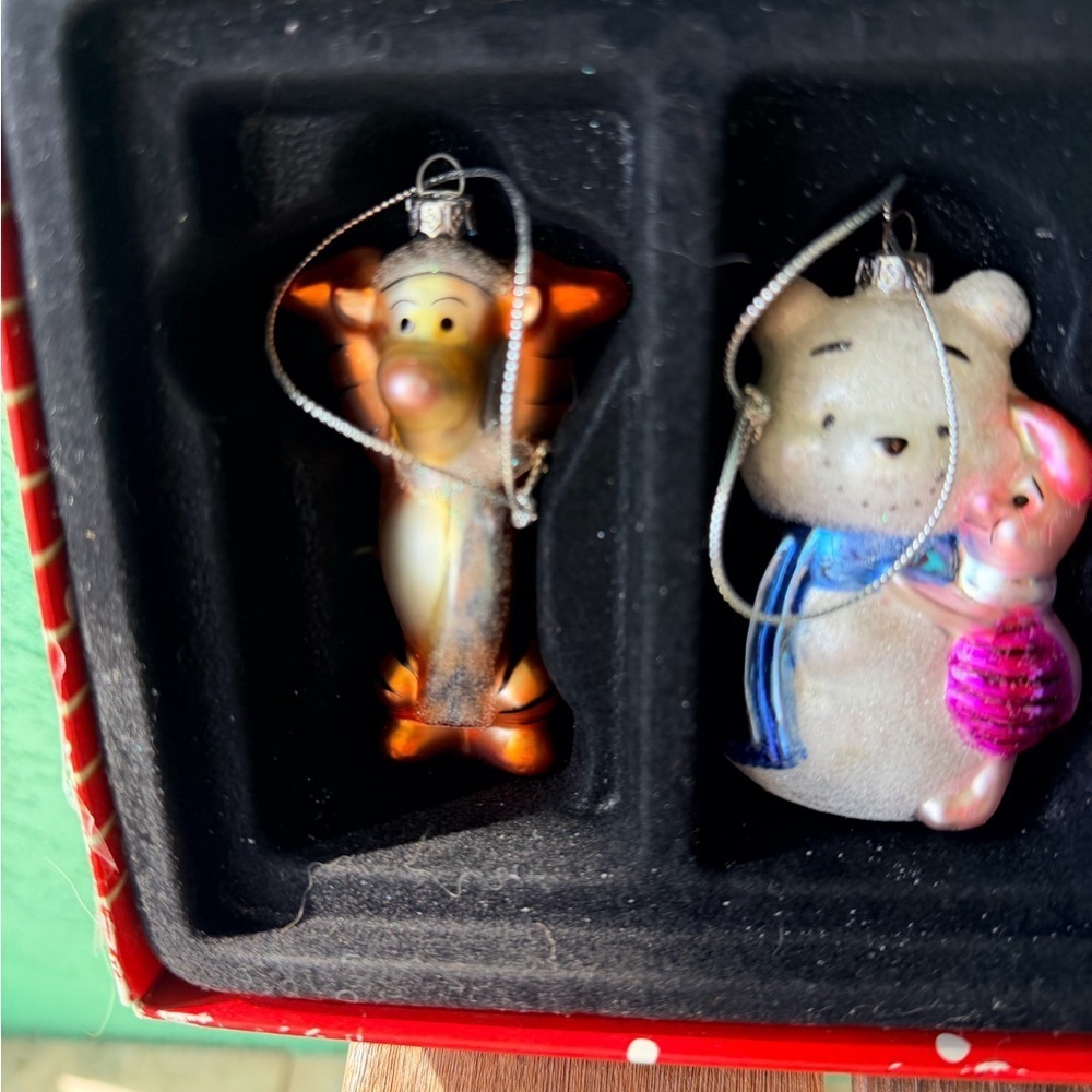 Disney Store Winnie Pooh Christmas Ornament Set - Picture 2 of 9